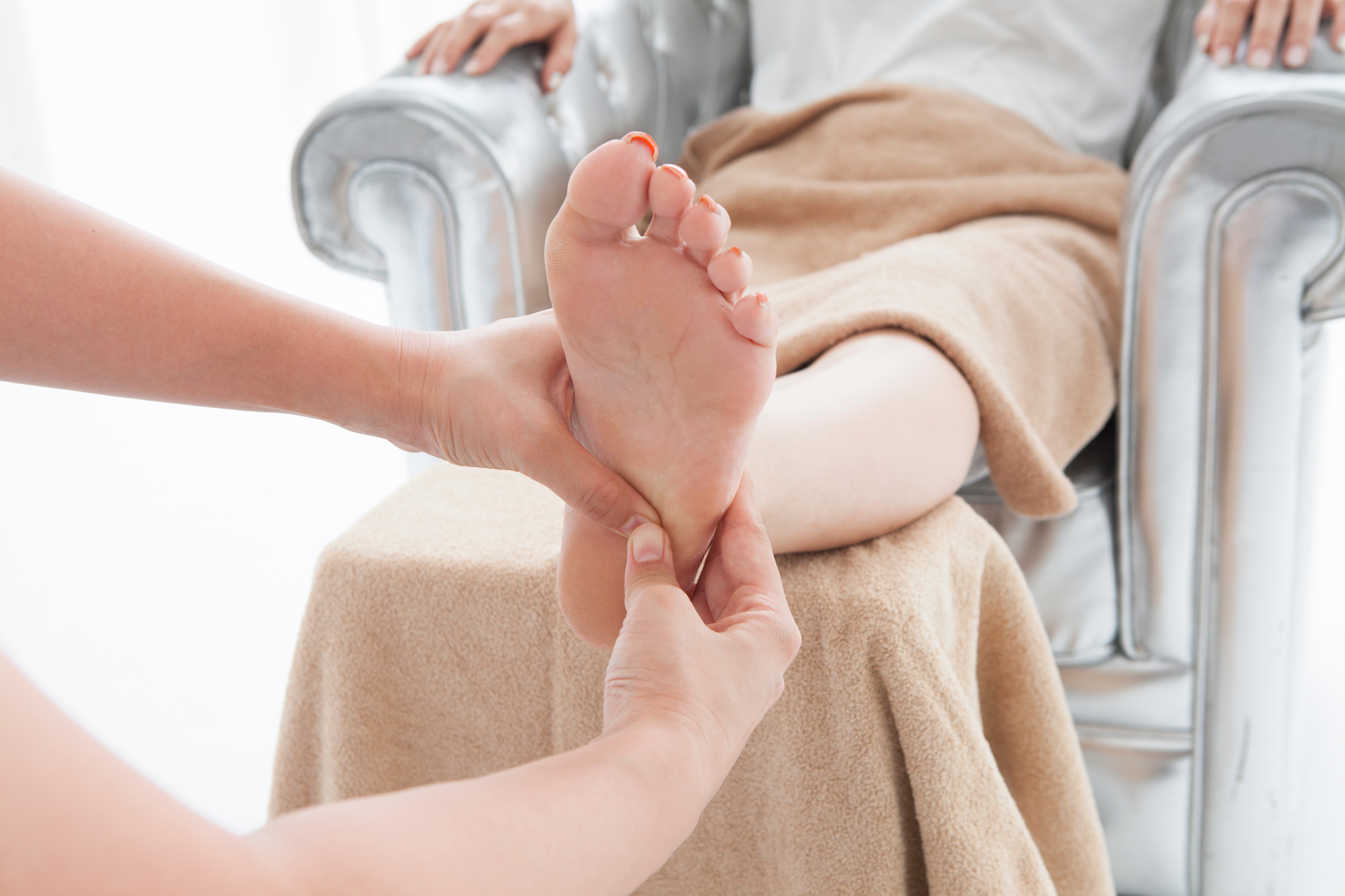 足ツボマッサージイメージ